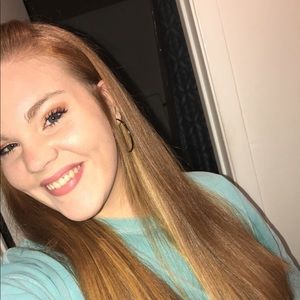 Meet your Posher, Leslie